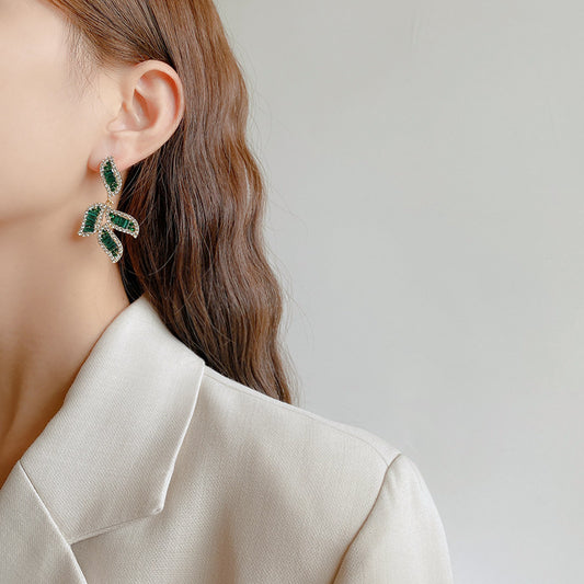 Leaf-shaped Rhinestone Earrings